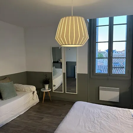 Appartement Maison Bacou Cite 3 *